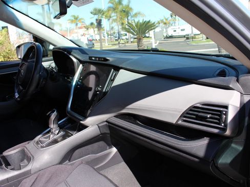 Used 2020 Subaru Outback Limited w/ Popular Package #2 image 15