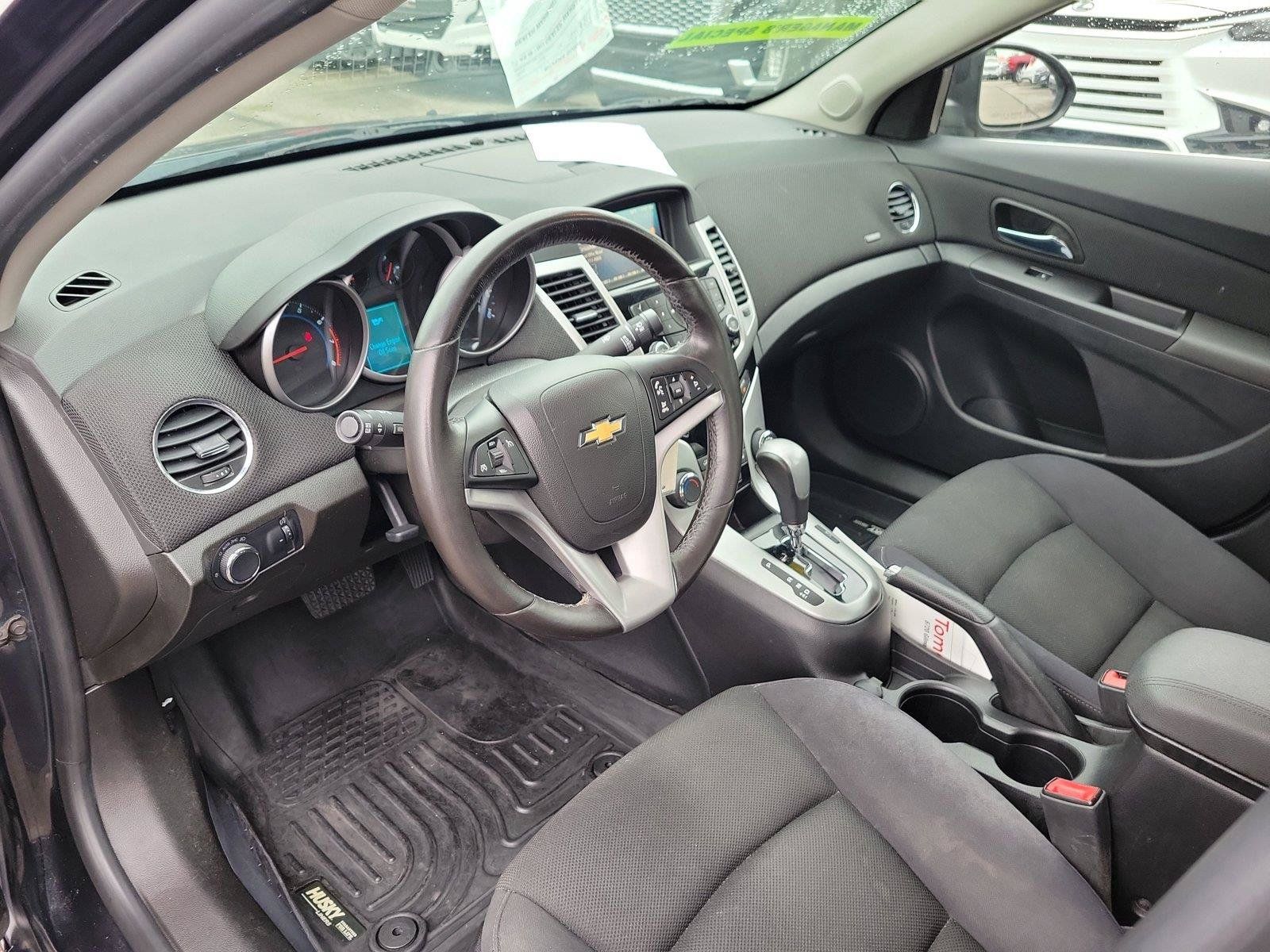 Used 2014 Chevrolet Cruze LT FWD image 16