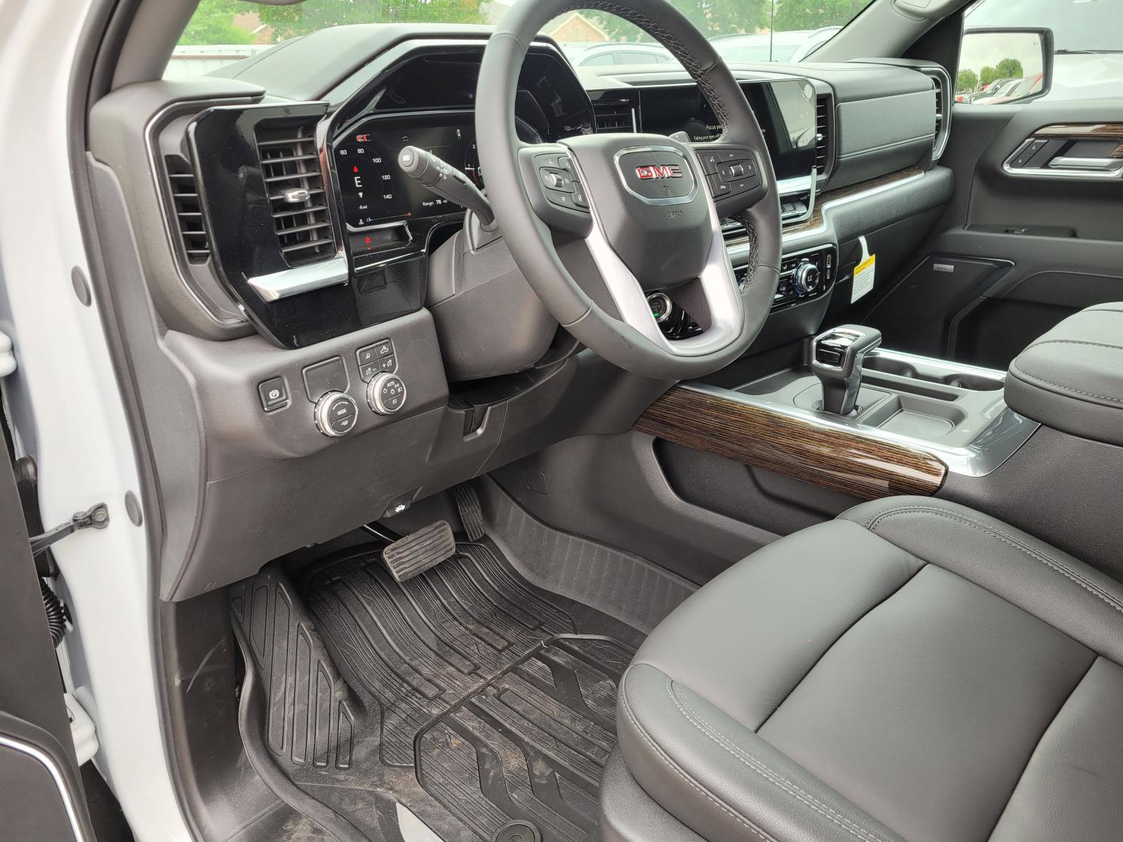 New 2026 GMC Sierra 1500 Elevation w/ Elevation Premium Package RWD image 8