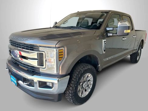 Used 2018 Ford F350 XLT w/ XLT Premium Package image 1
