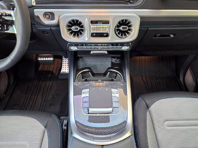 Used 2025 Mercedes-Benz G 580 w/ EQ Technology image 45