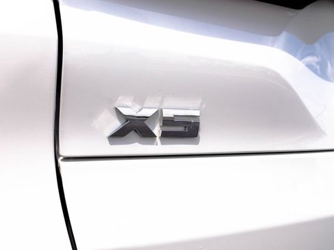 Used 2024 BMW X5 M60i AWD/4WD image 16