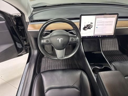 Used 2019 Tesla Model 3 Long Range image 16