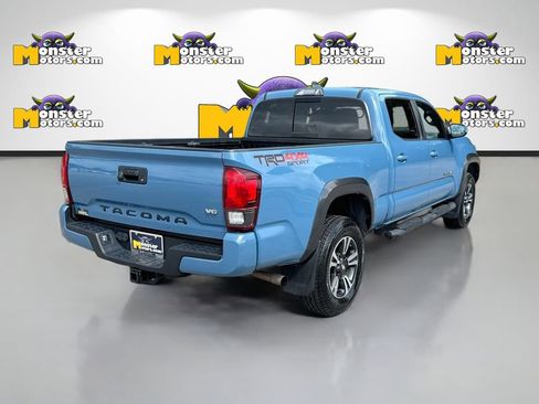 Used 2019 Toyota Tacoma SR5 AWD/4WD image 5