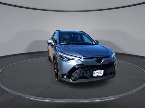 Used 2023 Toyota Corolla Cross AWD Hybrid image 2