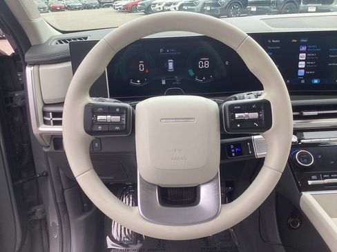 Used 2024 Hyundai Santa Fe SEL AWD/4WD image 17