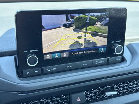 Used 2024 Honda Accord EX image 22