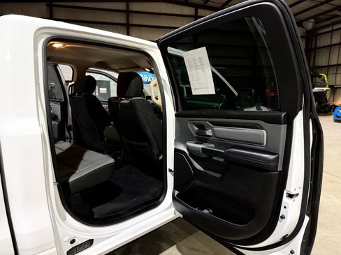Used 2020 RAM 1500 Big Horn AWD/4WD image 21