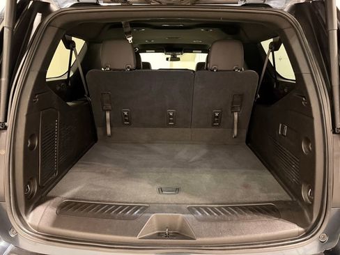 Used 2021 GMC Yukon XL SLT image 10