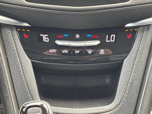 Used 2024 Cadillac XT5 Luxury w/ LPO, Floor Liner Package AWD/4WD image 23