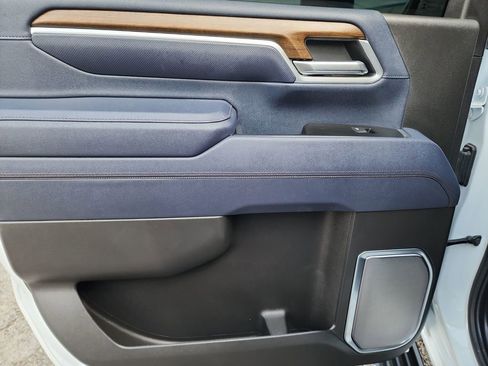 Used 2026 Chevrolet Silverado 3500 High Country w/ High Country Premium Package image 42