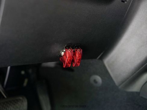 Used 2021 Jeep Gladiator Sport AWD/4WD image 28