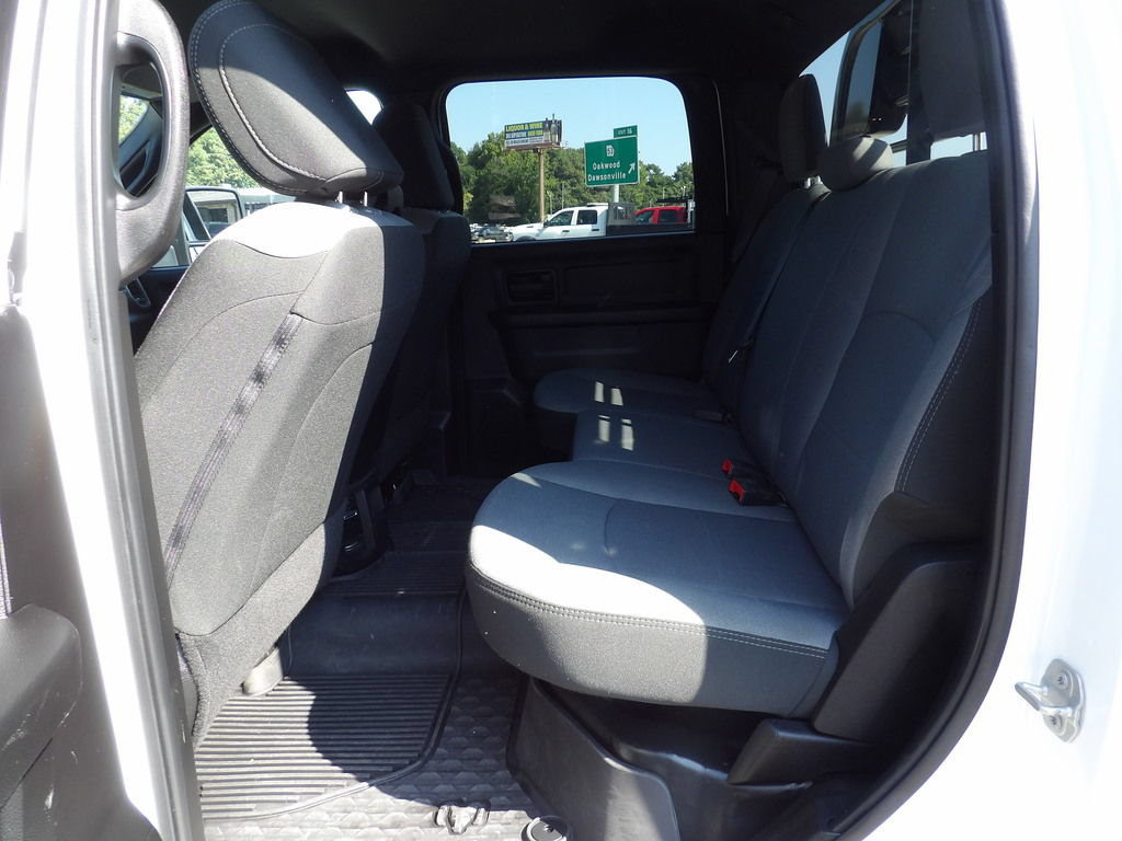 Used 2024 RAM 5500 4x4 Crew Cab image 30