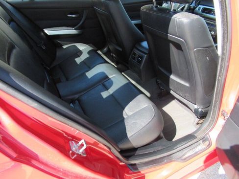 Used 2010 BMW 328i xDrive Sedan AWD/4WD image 15