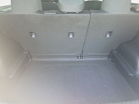 Certified 2025 Kia Soul LX w/ LX Technology Package FWD image 10