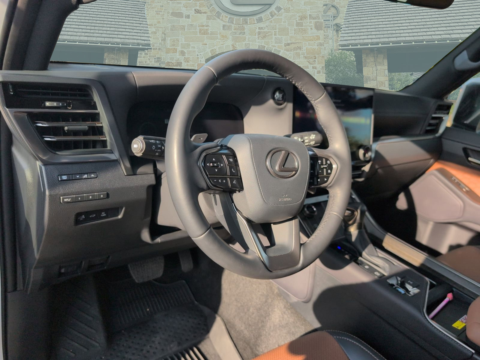 Certified 2025 Lexus GX 550 w/ Accessory Package (2T) AWD/4WD image 6