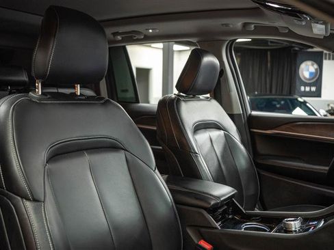 Used 2023 Jeep Grand Cherokee image 16