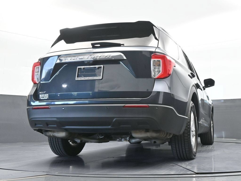 Used 2023 Ford Explorer XLT RWD image 55