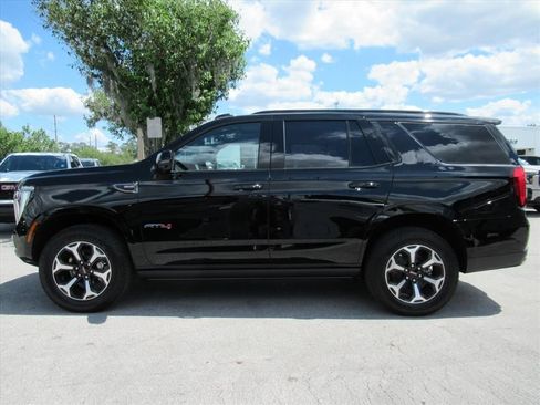 New 2026 GMC Yukon AT4 w/ AT4 Premium Package AWD/4WD image 4