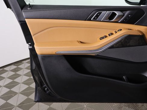 Used 2023 BMW X5 xDrive40i w/ M Sport Package image 26