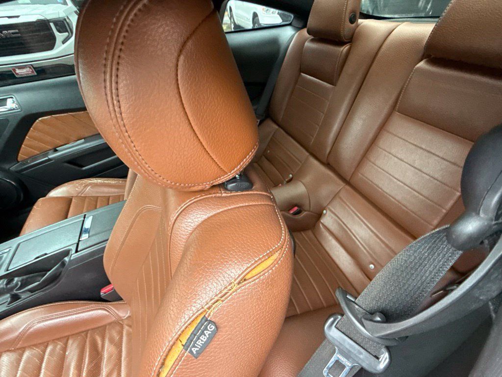 Used 2012 Ford Mustang Premium RWD image 13