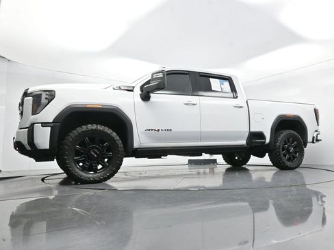Used 2024 GMC Sierra 2500 AT4 w/ AT4 Premium Plus Package AWD/4WD image 50