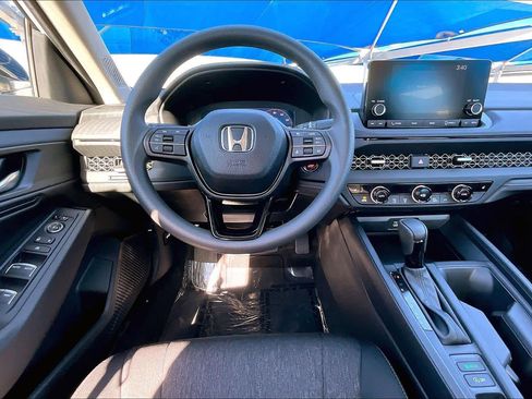 Used 2025 Honda Accord SE image 5