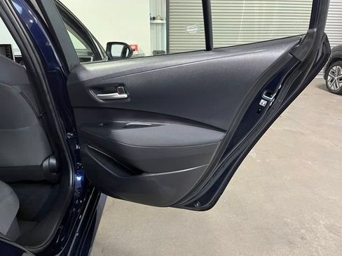 Used 2021 Toyota Corolla LE FWD image 16