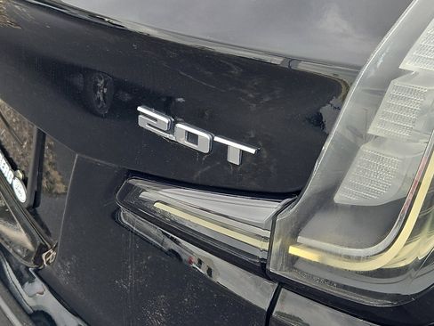 Used 2019 Cadillac XT4 Sport image 4