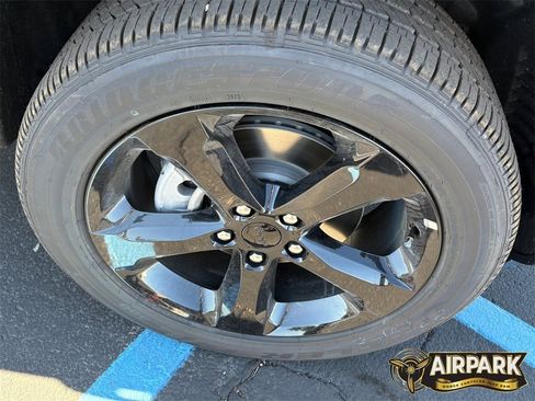 New 2025 Jeep Grand Cherokee Laredo image 10