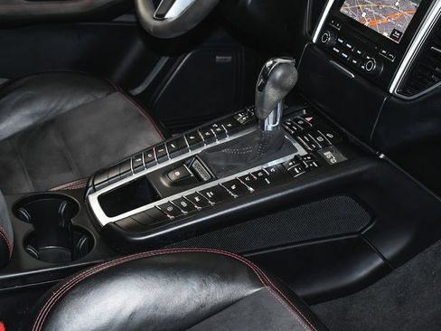 Used 2018 Porsche Macan GTS image 55