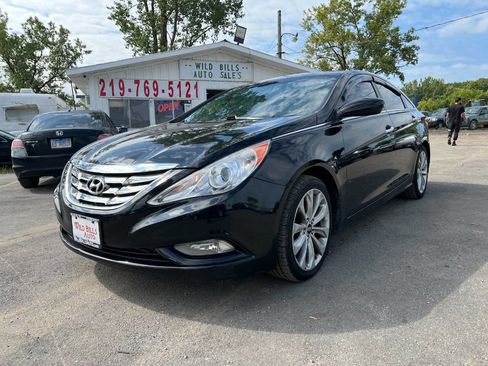 Used 2011 Hyundai Sonata SE image 2