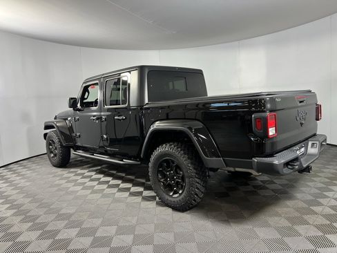 Certified 2023 Jeep Gladiator Willys image 7