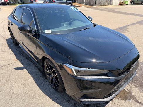 Used 2024 Honda Civic Sport Touring image 1
