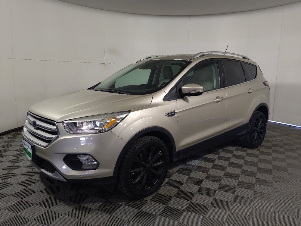 Used 2018 Ford Escape Titanium w/ Ford Safe & Smart Package AWD/4WD image 2