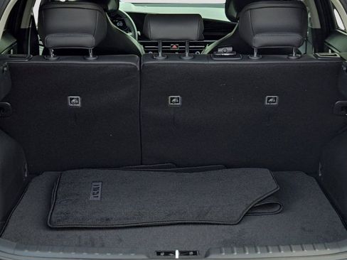 New 2025 Kia Niro EX Touring image 14