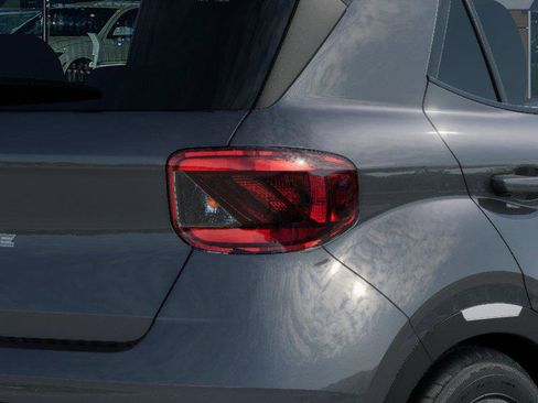 New 2026 Hyundai Venue SEL FWD image 10