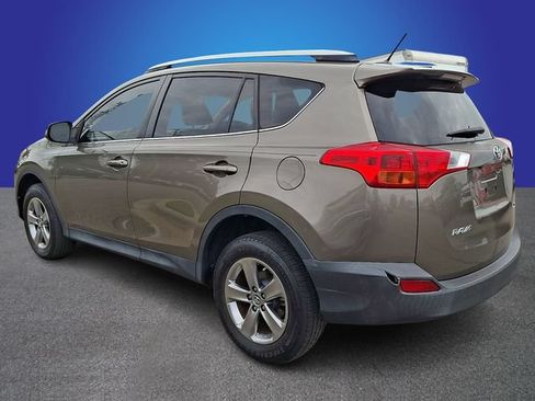 Used 2015 Toyota RAV4 XLE FWD image 4