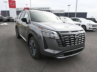 New 2026 Nissan Pathfinder Platinum video 2