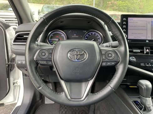 Used 2023 Toyota Camry XSE w/ Navigation Package image 21