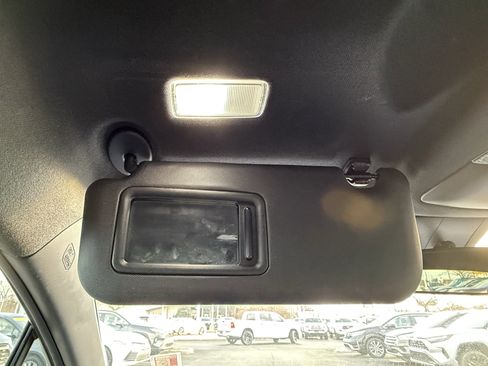 Used 2021 Toyota C-HR XLE image 28