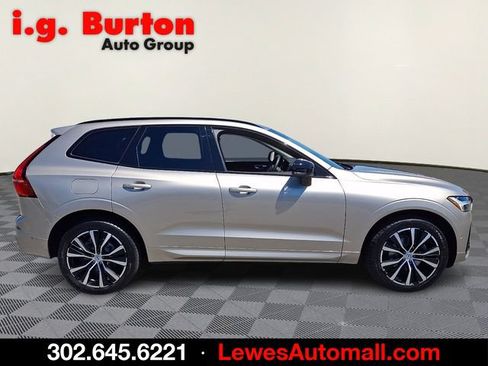 Used 2023 Volvo XC60 B5 Plus w/ Climate Package AWD/4WD image 7