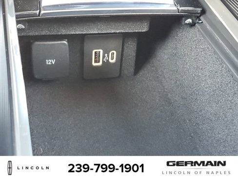 New 2026 Lincoln Corsair Premiere image 30