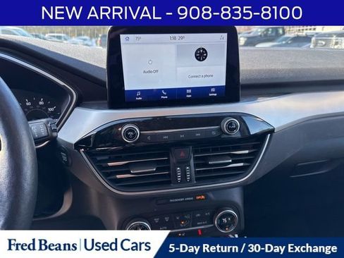 Used 2020 Ford Escape SEL image 12