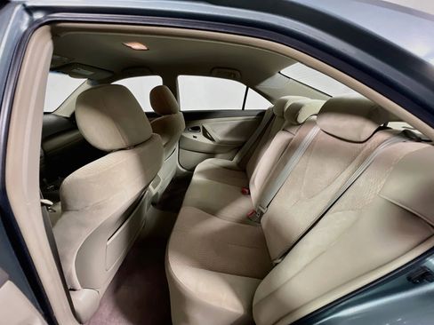 Used 2011 Toyota Camry LE w/ LE Extra-Value Pkg FWD image 27