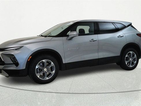 Used 2023 Chevrolet Blazer LT w/ LPO, Floor Liner Package AWD/4WD image 2