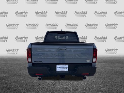 New 2026 Honda Ridgeline Black Edition image 8