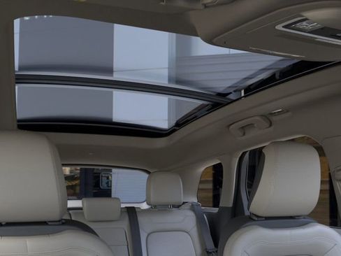 New 2026 Lincoln Corsair Reserve image 24