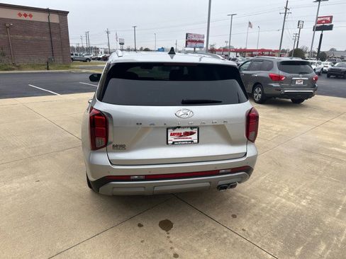 Used 2024 Hyundai Palisade Limited image 4