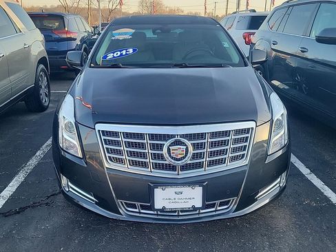 Used 2013 Cadillac XTS Luxury w/ Driver Awareness Package image 9